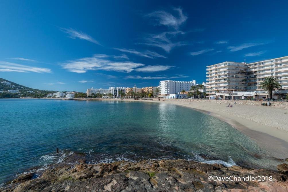 Apartments Niko Santa Eularia des Riu Bagian luar foto